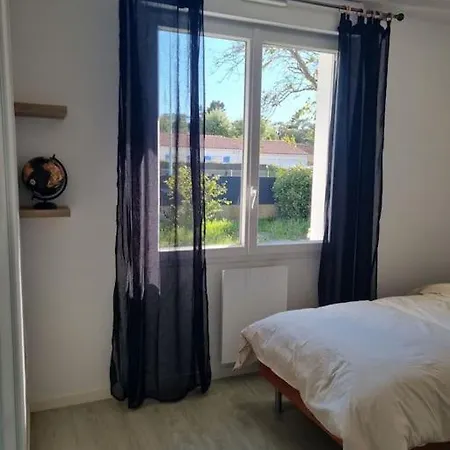 Le Petit Rocher Дом отдыха *