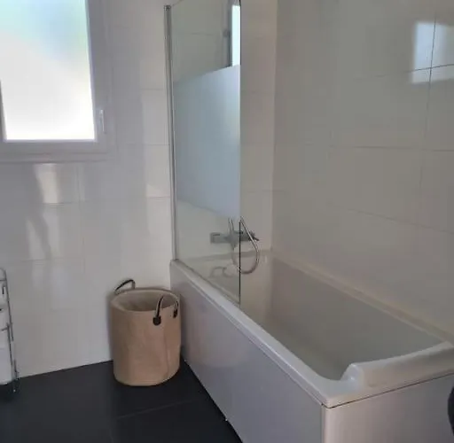 Le Petit Rocher サン・ジャン·ド・モン