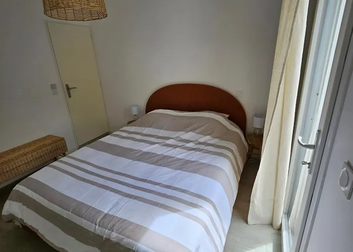 Le Petit Rocher サン・ジャン·ド・モン